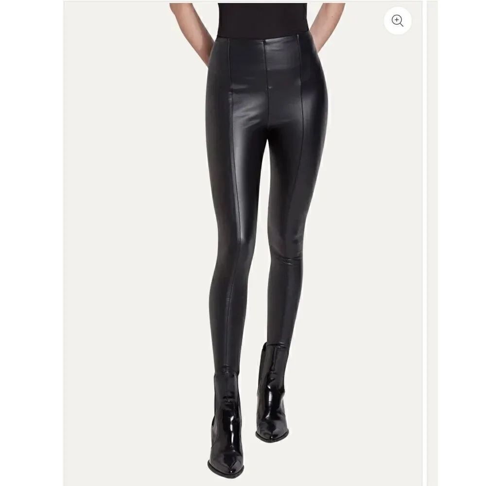 Lysse Black High Waisted Faux
Leather Leggings size m